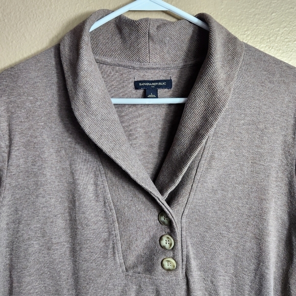 Banana Republic Womens Tan Shawl Collar Knit Pullover-Size L - Picture 3 of 6